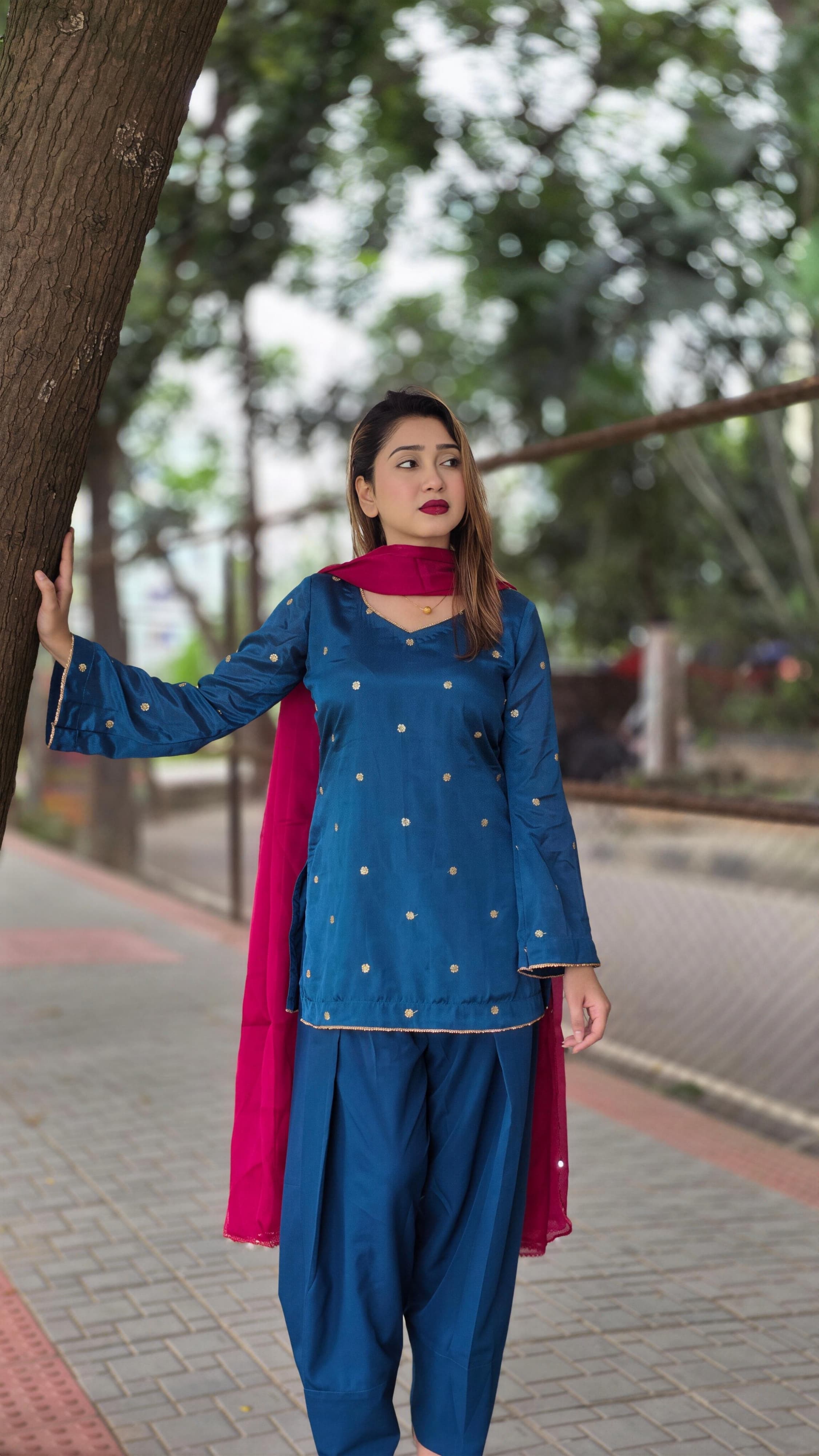 Barish Short Three Piece